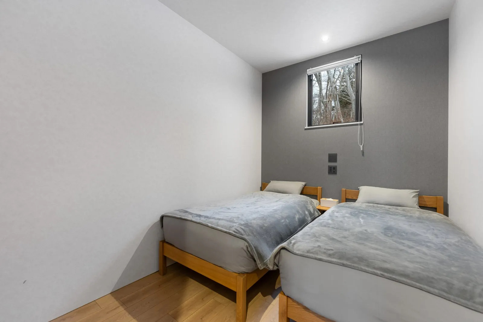 Second twin bedroom at Bisha Niseko