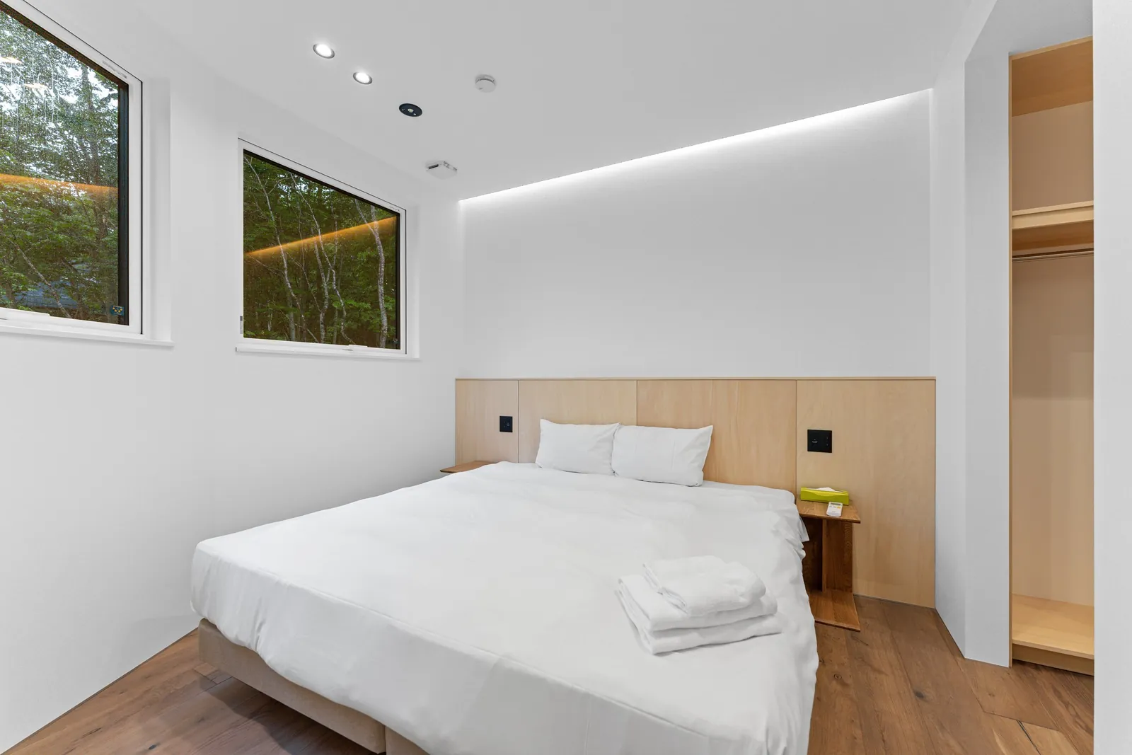 Second bedroom at Hanazaki Royal Town